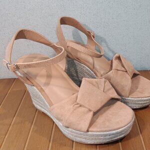 Lane Bryant Sandals Women's Size 8W Tan Dream Cloud Bow Knot Platform 4" Wedge